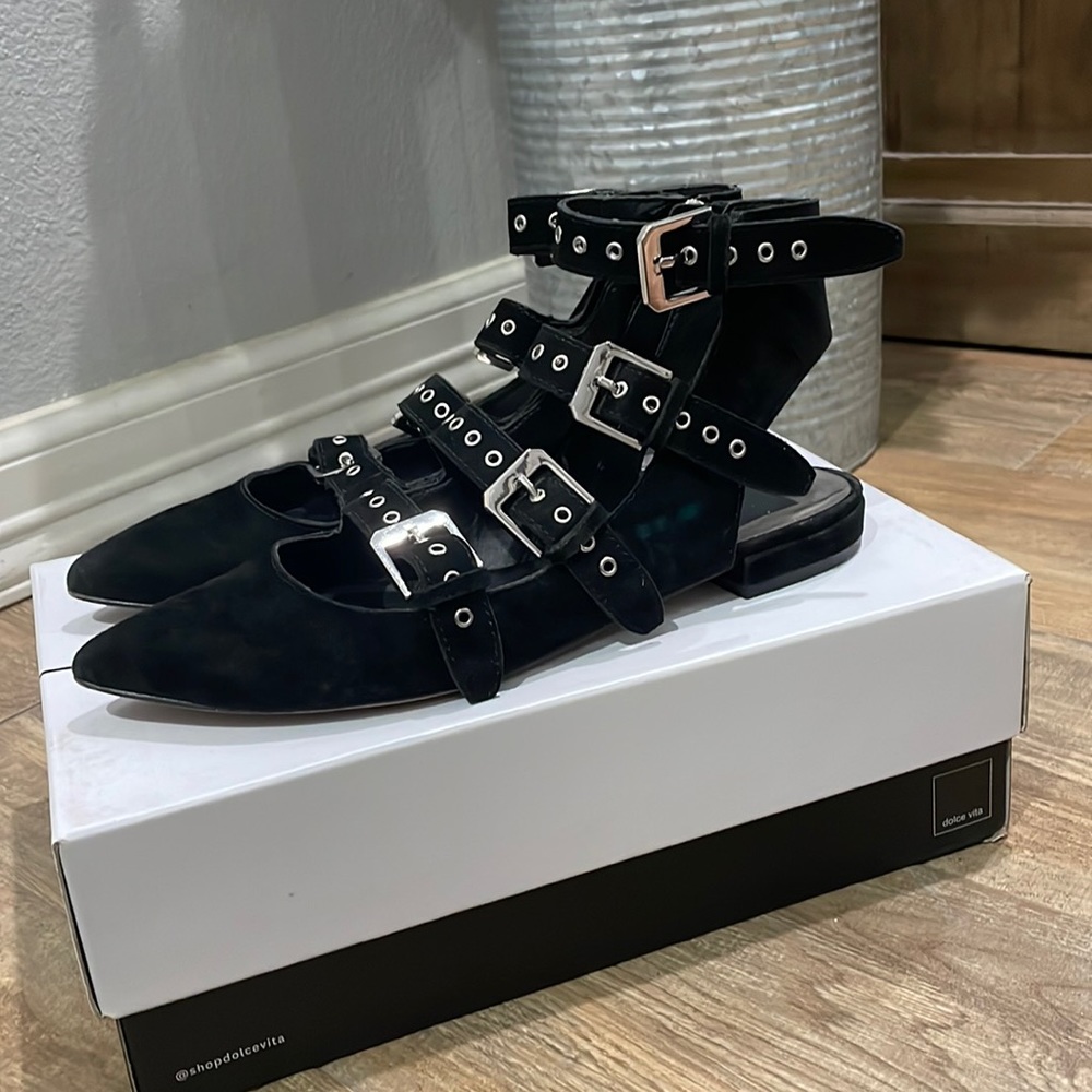 Dolce Vita Elodie Black Suede Flats
